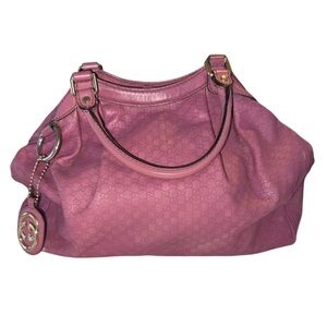 Authentic Gucci leather Sukey Hobo rose pink shoulder bag. Medium size
